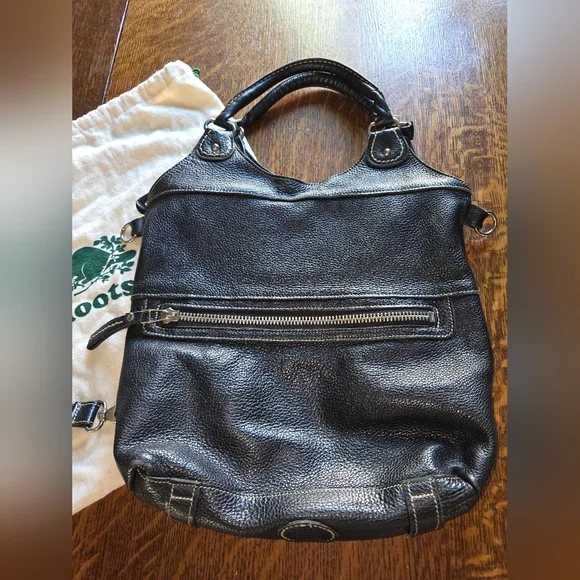 Roots Black Leather Shoulder Tote Bag with Detachable Strap - Picture 3 of 5